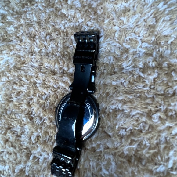 Michael Kors watch - Picture 4 of 8